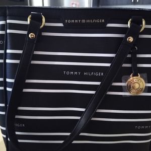 Tommy Hilfiger purse